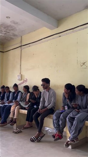 wait for end ? 😅 girls reaction 🎀😂 || #shorts #prank #reaction #viral ||