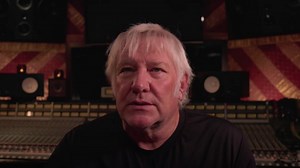 RUSH's ALEX LIFESON Is 'Really Excited' About His New Project
