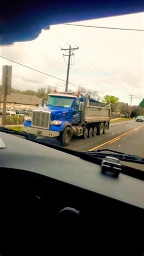 Pacific Paradise & Peterbilts: Slow Motion Big Rig Convoy