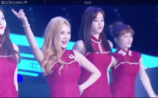 Tara参加最强大脑全场，颜值爆表啊，太美了，Tara，我的女神，I love you