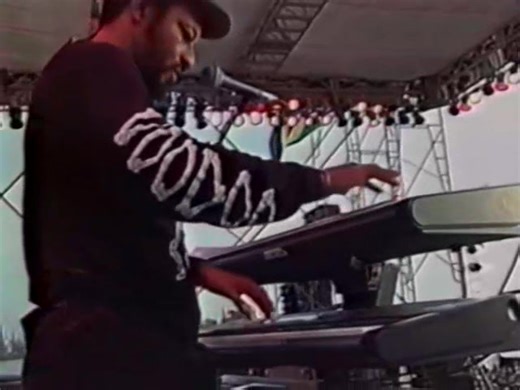 9.9K views · 225 reactions | BARRINGTON LEVY - Too Experienced | Reggae Sunsplash - Montego Bay, Jamaica, 1991 #reggaesoulmuzik #reggae #reggaemusic #reggaeworld #reggaenight #reggaeparty #rootsreggae #onelove #oldschool #music #rythm #hits #song #love #flashback #culture #jamaica #melody #tbt #repost #jah #jahlove #rastas #rastafari #capturedlive #concert #live #party #show #reggaesunsplash | Reggae Soulmuzik | Facebook