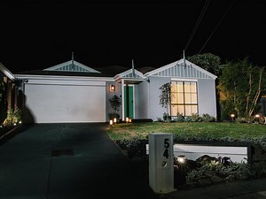 How To Choose Garden Lights  - Bunnings Australia