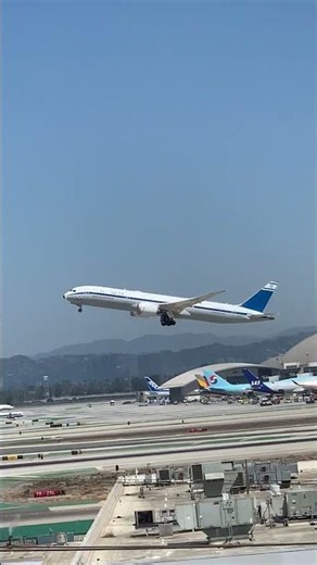 El Al 787 retro departing out of LAX!