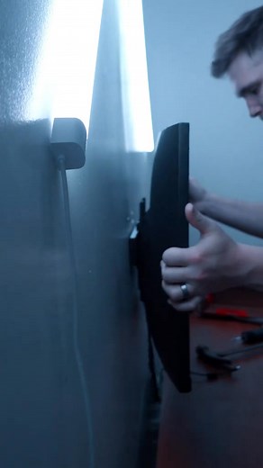 Replying to @cameron.p5 whereto get a floating bottom monitor. #gamingsetupideas #gamingsetups #moni | Crayytech