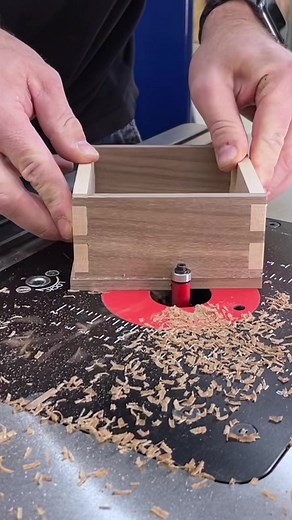 Flush trimming on the router table is super enjoyable #woodworking #router #routertable #handcutdovetails