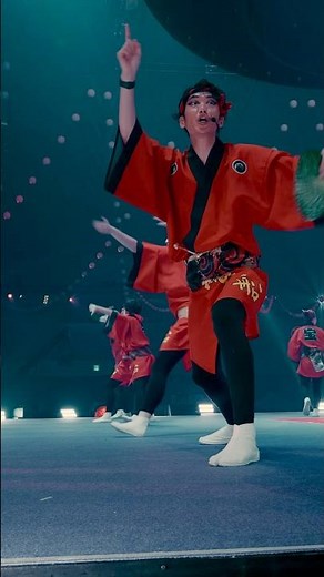 「同じ阿呆なら踊らにゃ損損」というかけ声は、現代の私たちにも深く刺さります。「外から眺めるだけでなく、自分も飛び込んでこそ人生は楽しい」というメッセージが最初から込められているのは本当に凄いですよね。