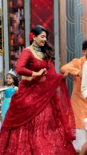 Kaviya Ramakrishnan on Instagram: "Makeup for my gorgeous Actress @shivani_narayanan for #topcookudupecooku ♥️✨ Jwells from @vivahbridalcollections 🧚‍♀️ Hairstyle by @glamup_by_persi 🧚‍♀️"