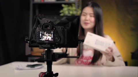 Moman Teleprompter, Metal Prompter iPad Tablets with APP Remote Control for DSLR Camera Camcorder Smartphone Mobile,for Tablets Autocue Camera Prompting,Metal Prompter Kit(MT12,12inch)