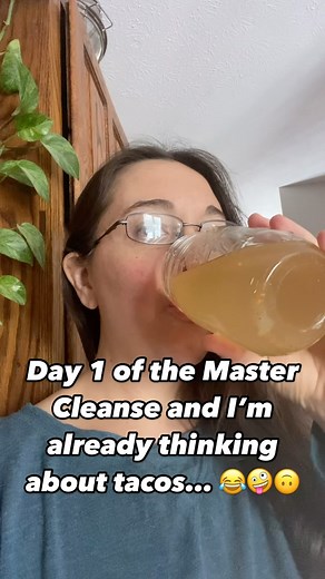 l’ve always been about clean, natural ways to heal the body-and the Master Cleanse is one of my favorite resets! 🤩🍋🫙 When I start feeling sluggish, bloated, or stuck in a cycle of cravings, this lemonade cleanse helps me get back on track fast. I always try to do some sort of cleanse twice a year! Here’s a few things I love about the Master Cleanse- 🍋More energy & mental clarity 🍋Less bloating & inflammation 🍋Craving reset-goodbye sugar & carb addiction! 🍋Clearer skin 🍋Natural weight los