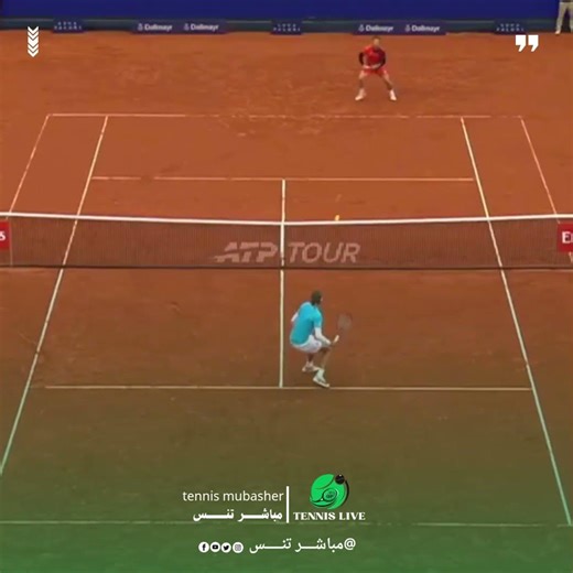 Pure Magic! Alexander Zverev Wins an Epic Point with a Tweener #rolexmontecarlomasters #tennis