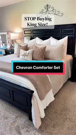 Grab a big size before they all sell out!! This comforter is stunning! #comforter #comforterset #bedding #beddingset #bohobedding