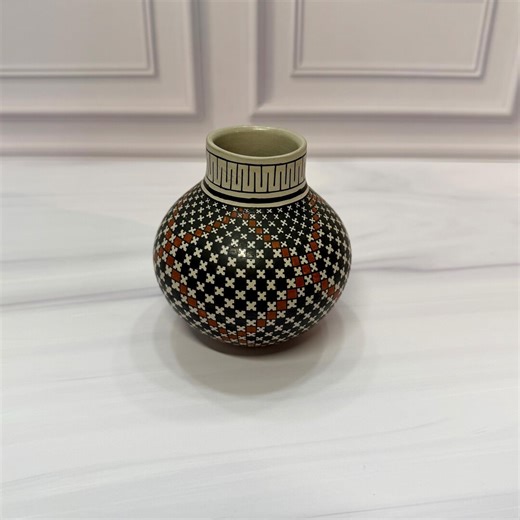 Mata Ortiz Polychrome Olla Vase – Signed Mexican Folk Art - Etsy