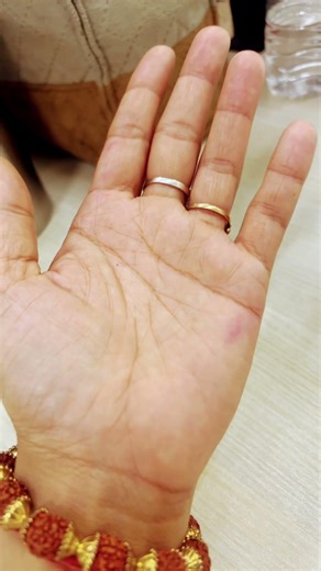 Likha hai kya lakiro me….. #likeforlikes #youtubeshorts #song