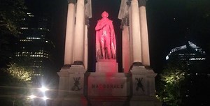 Montreal's John A. Macdonald statue vandalized again by anti-colonial activists (VIDEO) | News