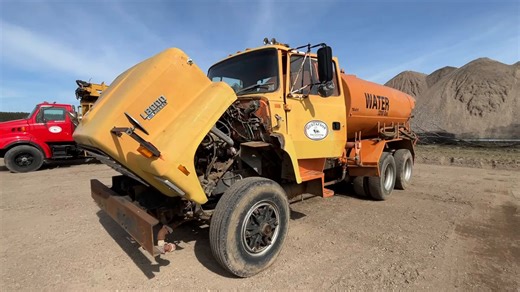 🍿 Check out this 1992 Ford L8000 Water Truck! Bidding on this lot and more ends Jun 4 @ 7:30pm. ➡️ https://bid.bid-2-buy.com/ui/auctions/120395/15717263 #weareauctions #naapro #auctionswork #auctions | Bid-2-Buy.com