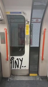 Central line 1992 Stock Door Opening #train #underground