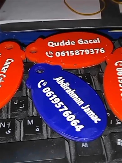 Key Holder (Boortakiyaawe) Nagasoo Dalbo, oo Aan Kugu Adeegno Fadhigaaga #CapCut #kuhelfadhigaagadhamaanxalkaaga #design #prints #gazaaladvert