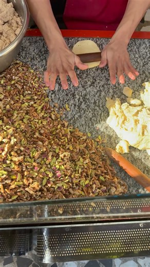 Soft & Gooey Cookies in 30 Seconds | Satisfying Baking Short