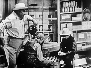 #TVTuesday 1952, Buster Keaton makes an appearance on "The Ken Murray Show" with Billy Gilbert as they recreate Buster's first routine with Roscoe Arbuckle from "The Butcher Boy". #busterkeaton #oldhollywood #damfino #ibks #classichollywood #classictv | Buster Keaton