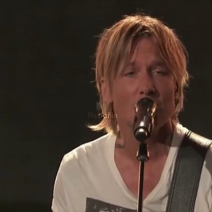 2.4M views · 71K reactions | Keith Urban - To Love Somebody鹿 | R E T R O F I L E | Facebook