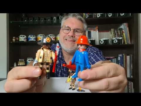 Playmobil US Fire Department Figures 71207 and a comparison with the Clickys from 1974