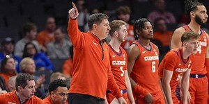 Clemson basketball rewards Brad Brownell with new contract