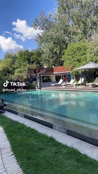 Cooling off BTS 🎥🧜🏾‍♂️ 🌊 #SAMA28 #fyp #SAMA28 #Smile #Tiyani #Afrika #Happiness #swim