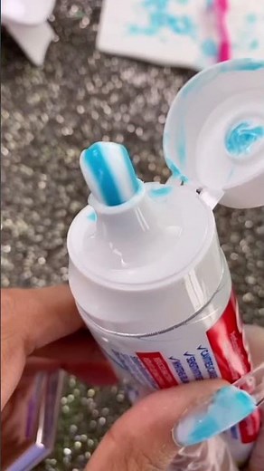 Doing my Nail with "Real Toothpaste" 🦷🪥 BRUSH YA TEETH kids! #nails #nailart #beautyhacks