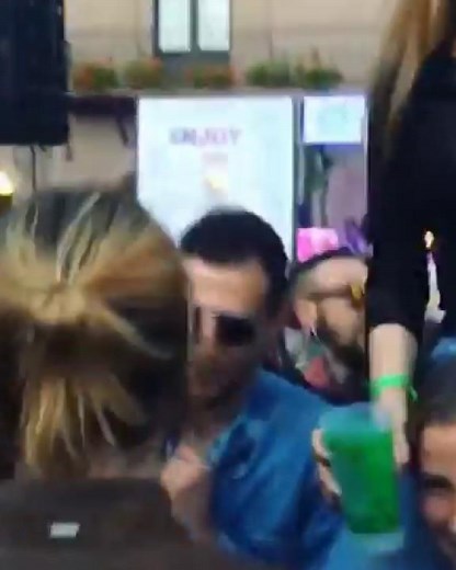 Best shoulder ride ever just cause it came from Eliza