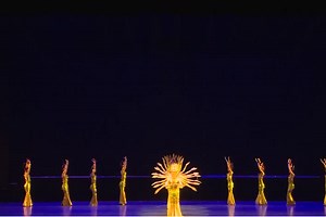 Inspiring story of the founder of Dunhuang Dance