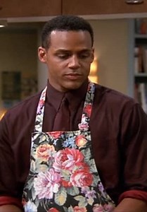 Girlfriends S01:E09 - Fried Turkey