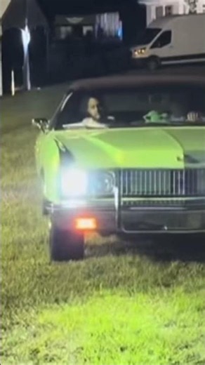 30k Rims ​⁠on a Donk got that thang looking good the Grinch #rickrosscarshow #donk ‪@134Coke‬