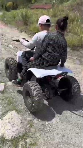 Who said kids can't offroad? #atv #offroadrigs #builtforadventure#kids #offroad