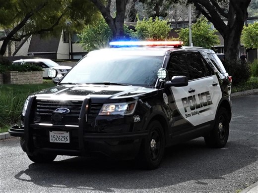Simi Valley man accused of pointing gun into window