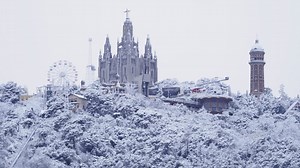 La nieve llega a cotas muy bajas en Cataluña y en la sierra de Mallorca hay aviso de nevadas intensas a partir de 400 metros