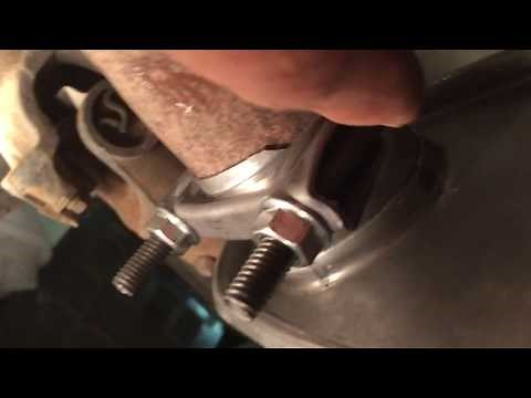 How to Replace the Muffler on a Jeep Cherokee 4x4