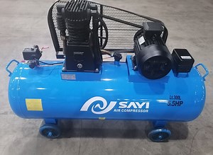 [Hot Item] Sayi Air T090 5.5HP 60Hz 12bar Cast Iron Head Piston Reciprocating Compressor with 300L Air Tank
