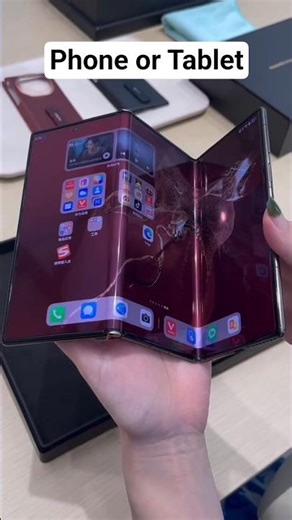 This Huawei Phone Folds 3 Times