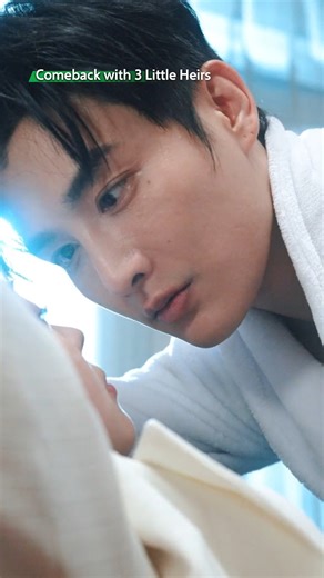 1.4M views · 14K reactions | Let my kisses speak my love for you.❤️ #iqiyi #comebackwith3littleheirs #linxiao #zhangxingyao #cdrama #shortdrama #verticaldrama #mustwatch #爱奇艺 #微剧 #五年后她带着三个继承人炸翻全球 #林潇 #张星瑶 | iQIYI | Facebook