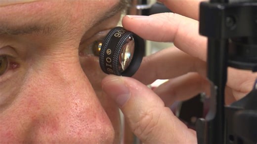 اكتشاف جديد.. شبكيّة العين قد تدلّ على إمكانية إصابتك بمرض الزهايمر مستقبلًا.. كيف ذلك؟