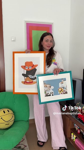 Decoração da Sala com Posters One Piece e Molduras IKEA