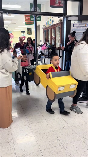 Valentine's Box Parade Adventures