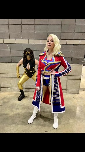 Wrestling Cosplay Fun at C2E2! Cody Rhodes, Seth Rollins & More