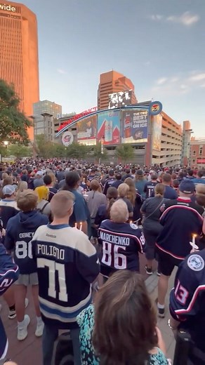 532K views · 1.4K reactions | Mourners light candles and watch a slideshow of Gaudreau family photos during a 13:21 moment of silence outside Nationwide Arena for tonight’s candlelight vigil in remembrance of Johnny and Matthew ❤️ (: @cotsonika) | BarDown | Facebook