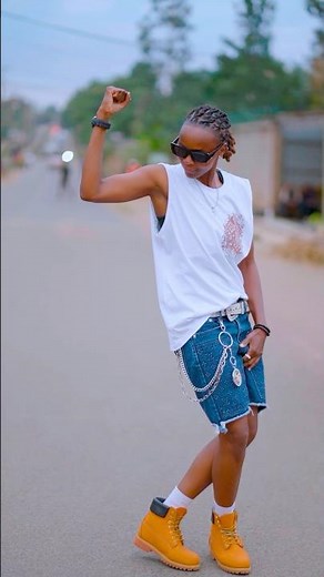..”🔥Tajiri Commando!💪 #curie #dancewithtess #quingofbongo #dance #lovely