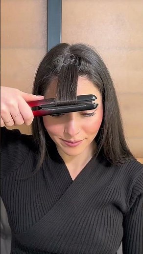 Fake Bangs Tutorial 💇🏻‍♀️ #shorts #hair #hack #hairstyle #tips