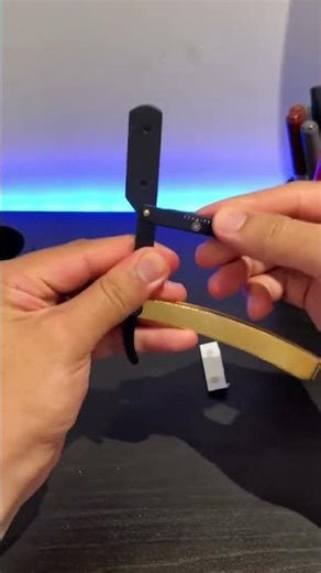 How to Insert Blade in Straight Razor | Balance RX1 RAZOR Holder #shorts #asmr