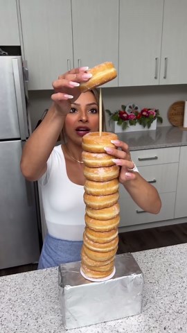 Easy Donut Tower – Fun & Delicious Dessert Display