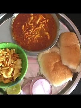Delicious Kolhapuri Misal Pav Recipe | Easy and Tasty |