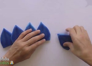 DIY Souvenir Confectioner of foam rubber Credits: Manualidades Para Todos | DIY Videos